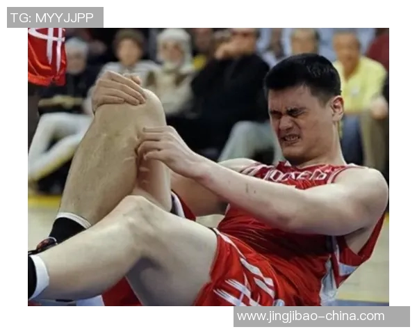 姚明首场CBA比赛精彩回顾与影响分析，篮球传奇的崛起之路